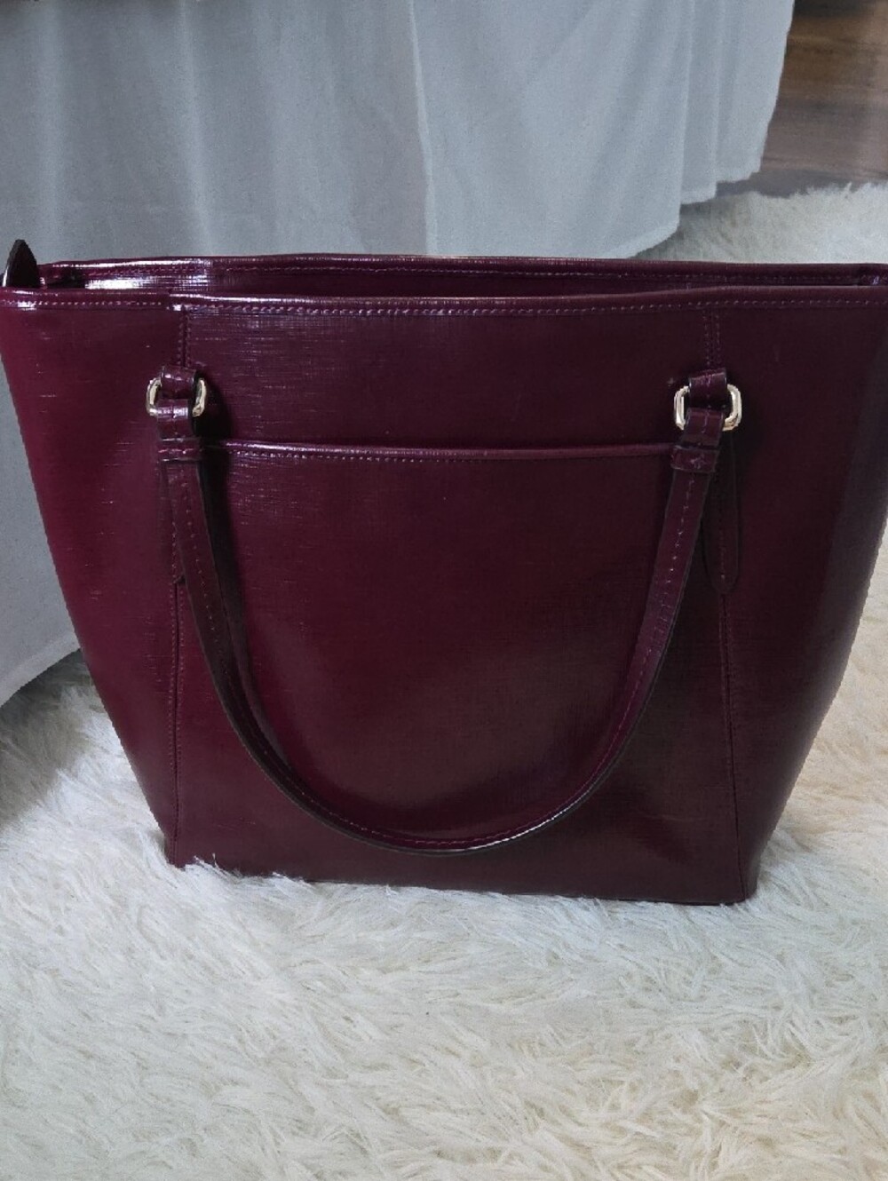 Coach Burgundy Patent Leather City Tote with Gold Accent - Picture 4 of 6